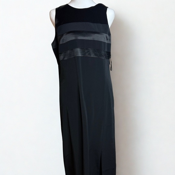 Jones New York Dresses & Skirts - Jones New York Black Sleeveless Maxi Dress with Satin Bands